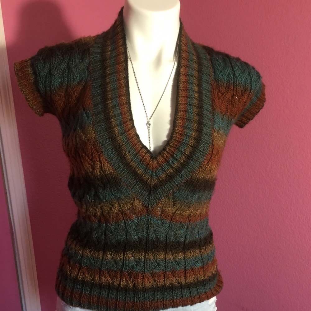Multi Colored Breathable V-Neck Sweater